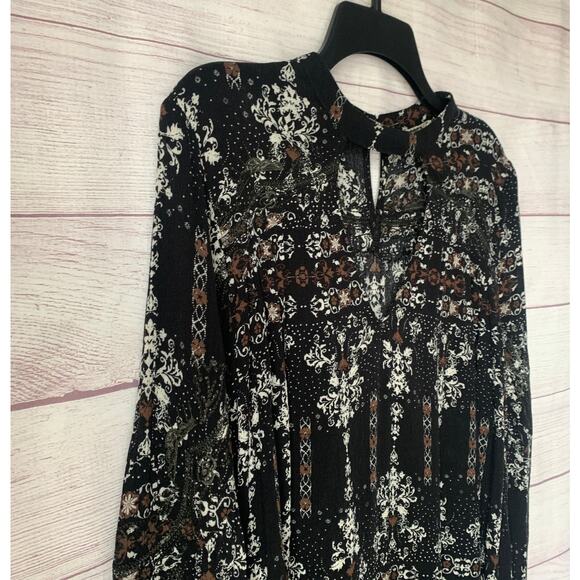 Gimmicks Boho Black White Floral Tunic Blouse High Low Keyhole Embroidery Size S - Picture 15 of 16